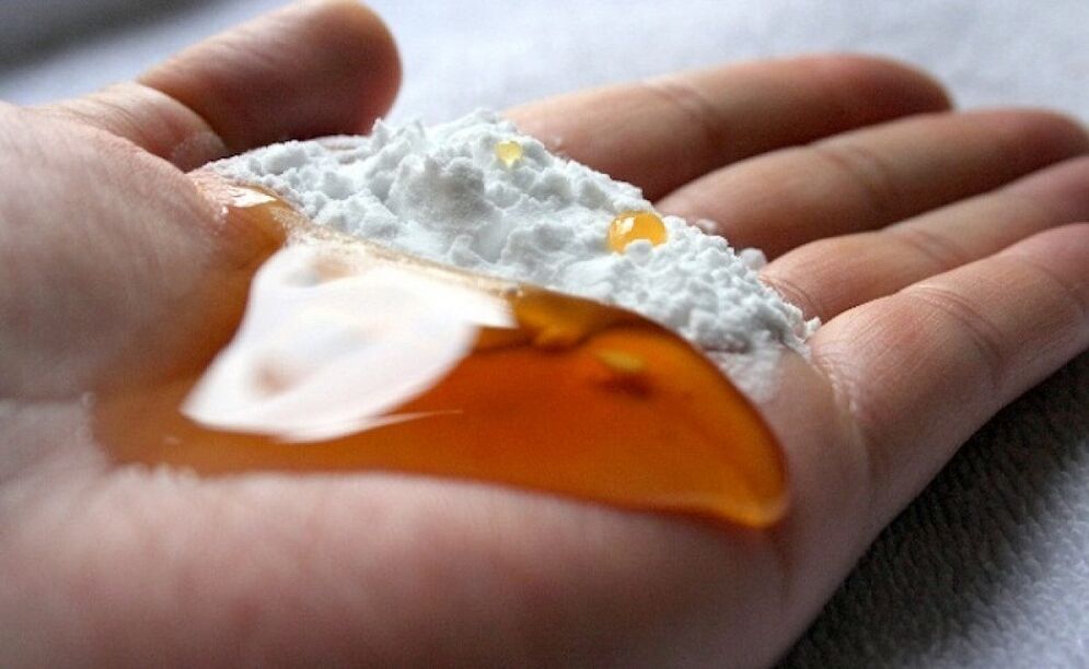 Soda zur Penisvergrößerung mit Honig